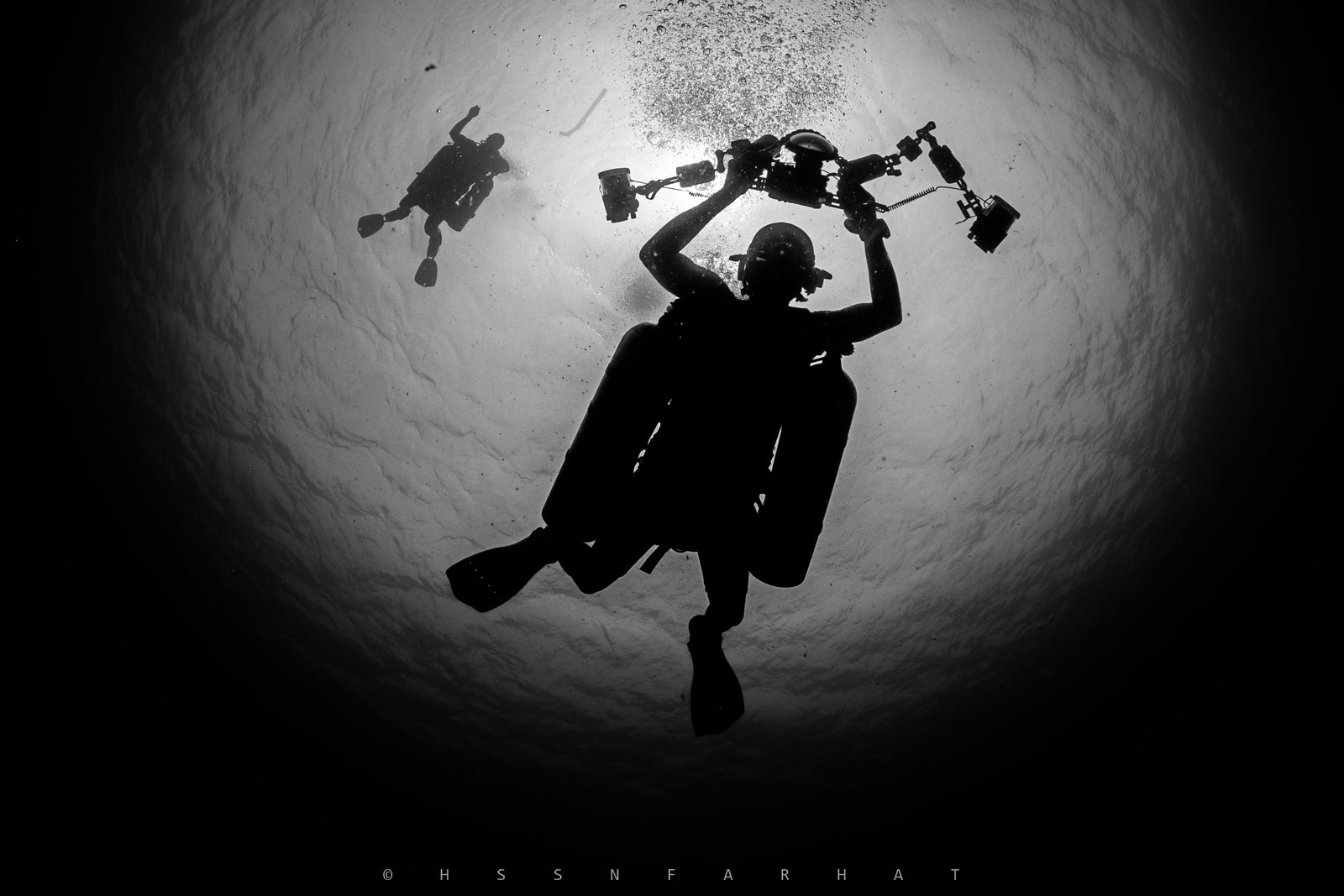 Unlocking the Depths: The Advantages of Sidemount Diving