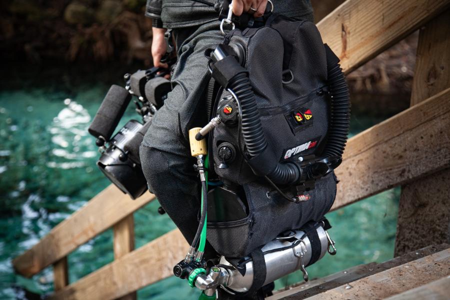 The Strengths of the Dive Rite O2ptima CM for Wreck and Cave Exploration