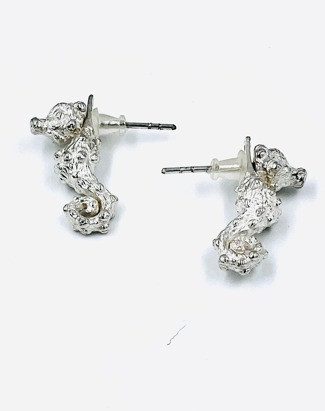 06090061 PIGMY SEAHORSE EARINGS